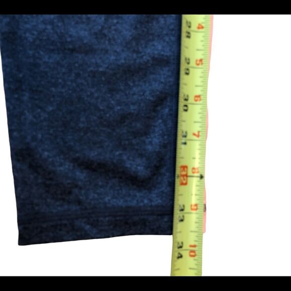 calvin Klein Capris EUC - Picture 8 of 11